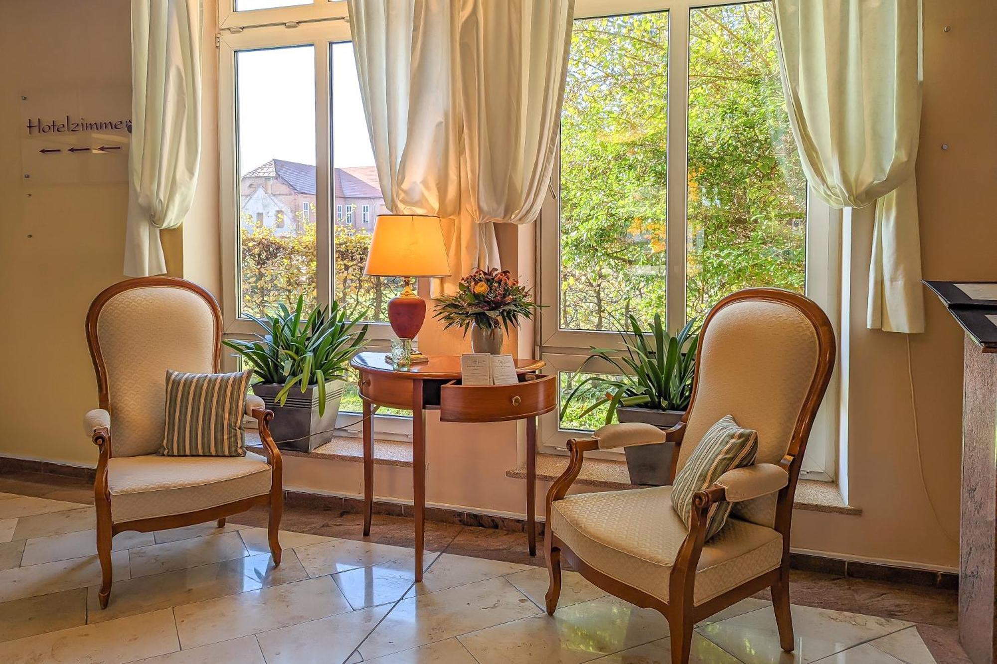 Hotel De Weimar Ludwigslust Εξωτερικό φωτογραφία