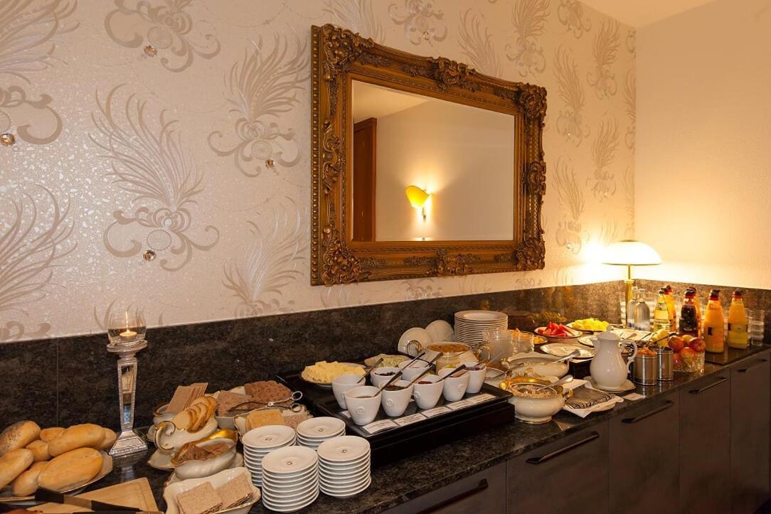 Hotel De Weimar Ludwigslust Εξωτερικό φωτογραφία